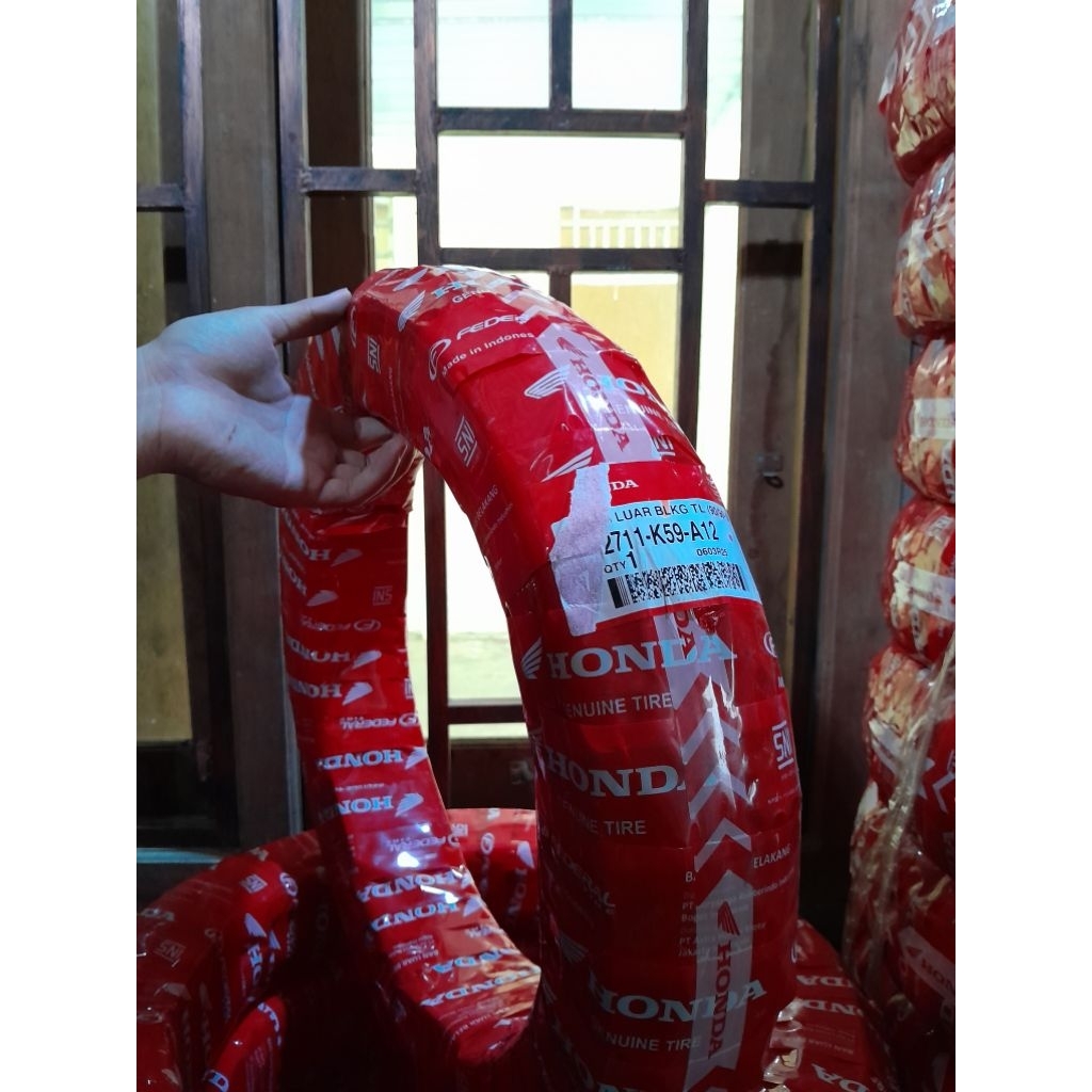 ban belakang vario 100/80-14 AHM