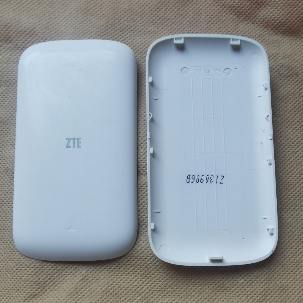 Tutup Untuk Modem WiFi 4G LTE Mifi Bolt MF90 ZTE Original Baguz Tutup Kaper Belakang