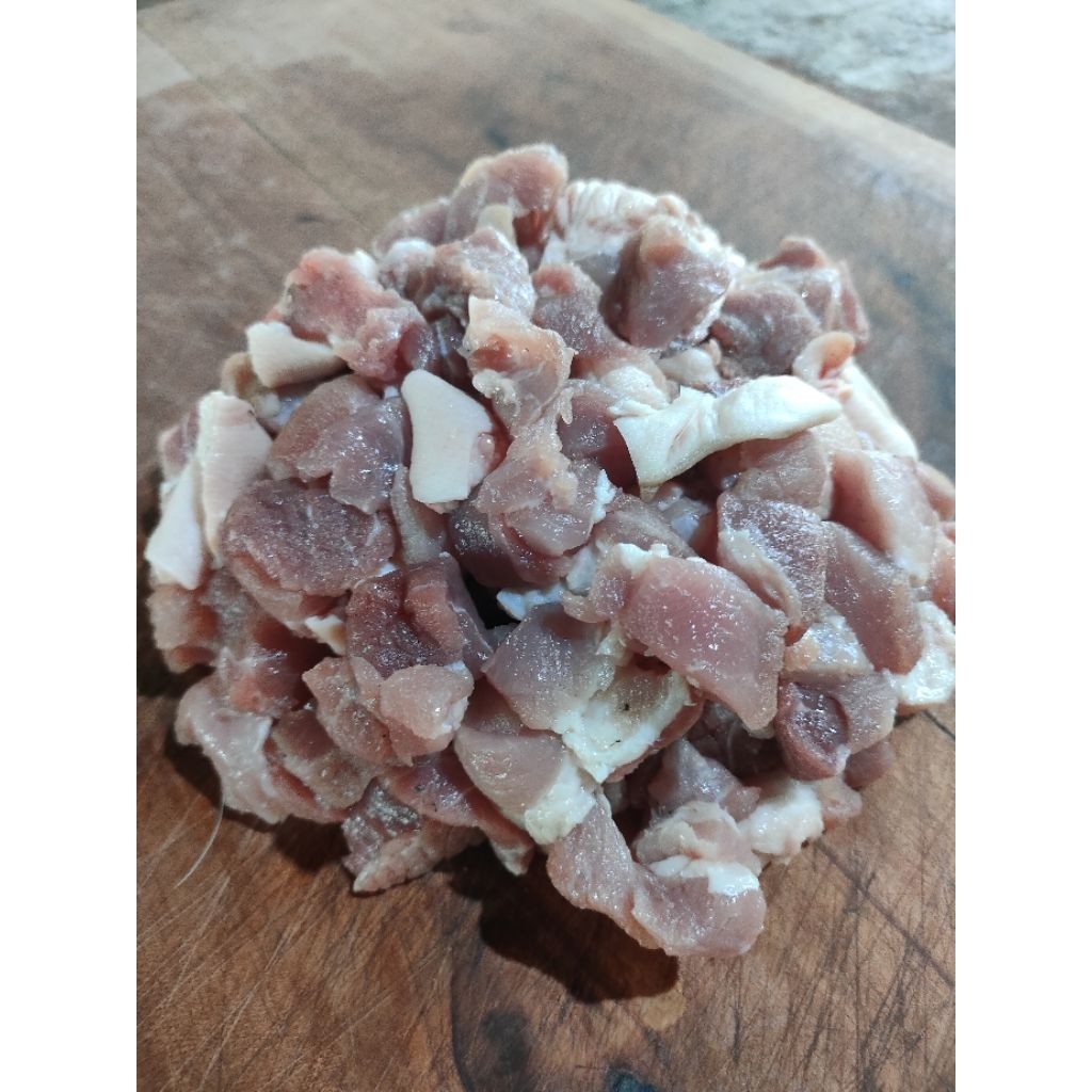 Daging babi - saksang - rica