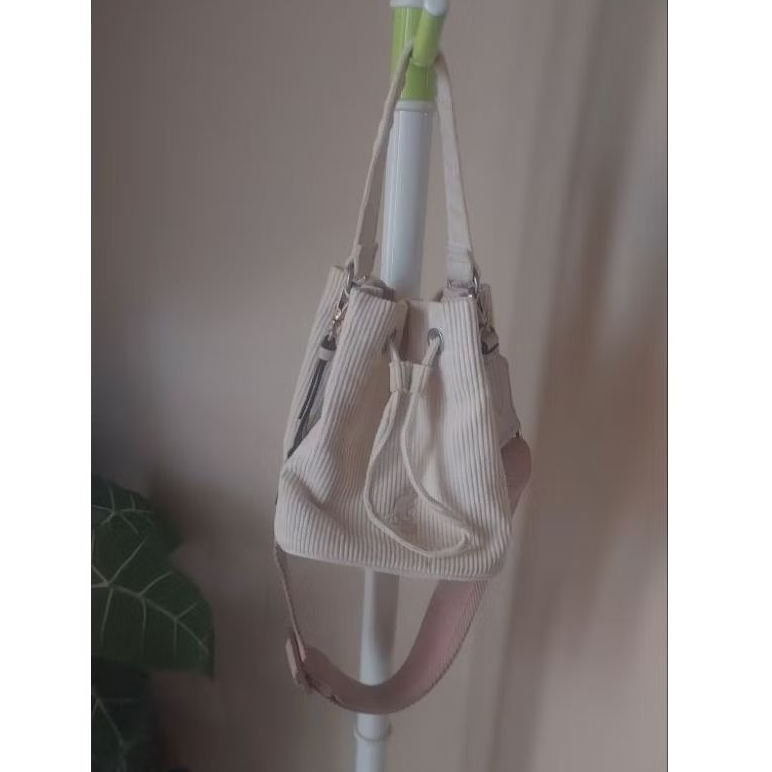 serut kangol preloved