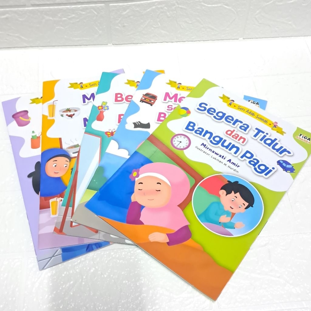 Buku anak bergambar " Seri Adab Sunnah"