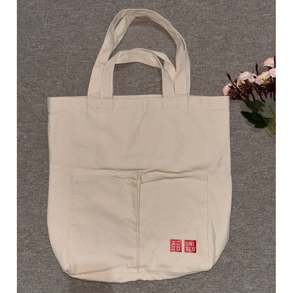 PRELOVED UNIQLO TOTE BAG