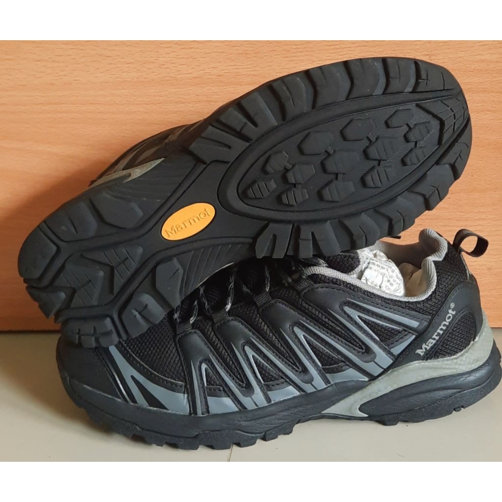 Sepatu Outdor Marmot 42
