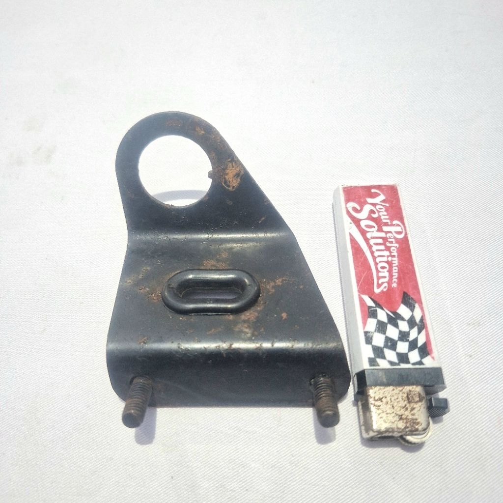 besi dudukan bracket kunci kontak HONDA CB100 CB125 NOS ORIGINAL