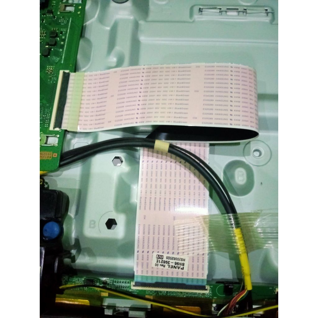 Kabel Fleksibel LVDS Samsung UA43TU6900K. UA43TU6900