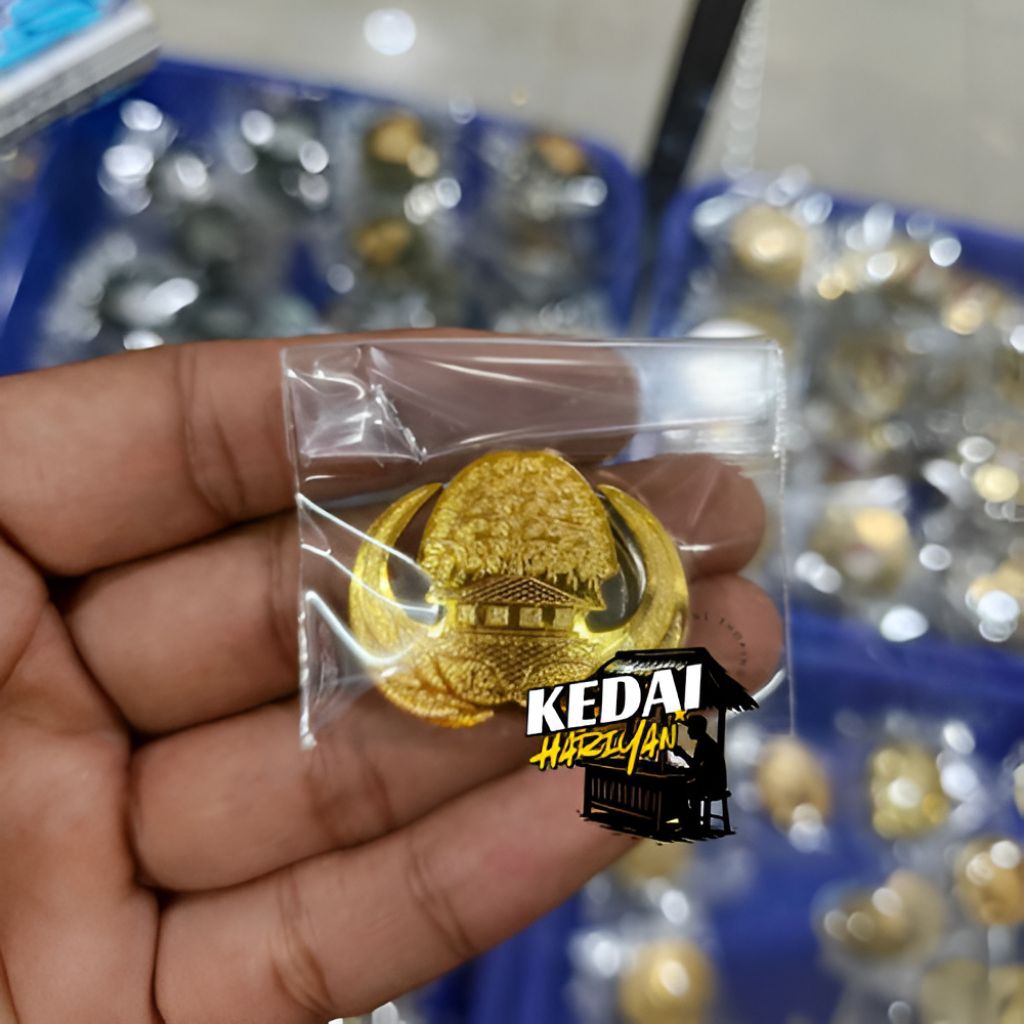 Pin/Lencana Korpri Etching bahan kuningan Magnet