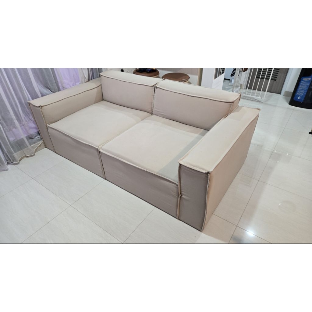 Sofa Modular 2 Seater - Kondisi Bekas, Masih Sangat Bagus