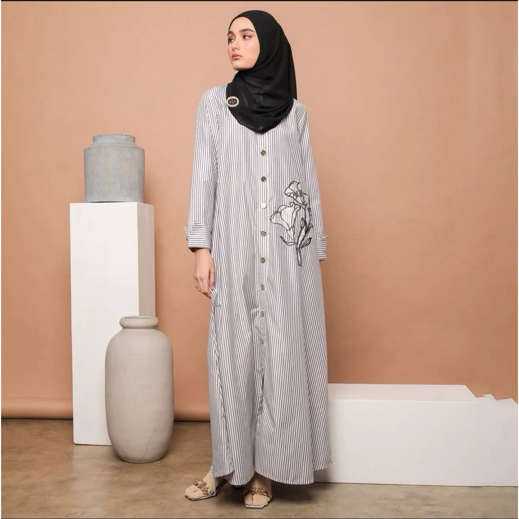 SHI BY SHIREEN SUNGKAR -  Malya Dress (M)