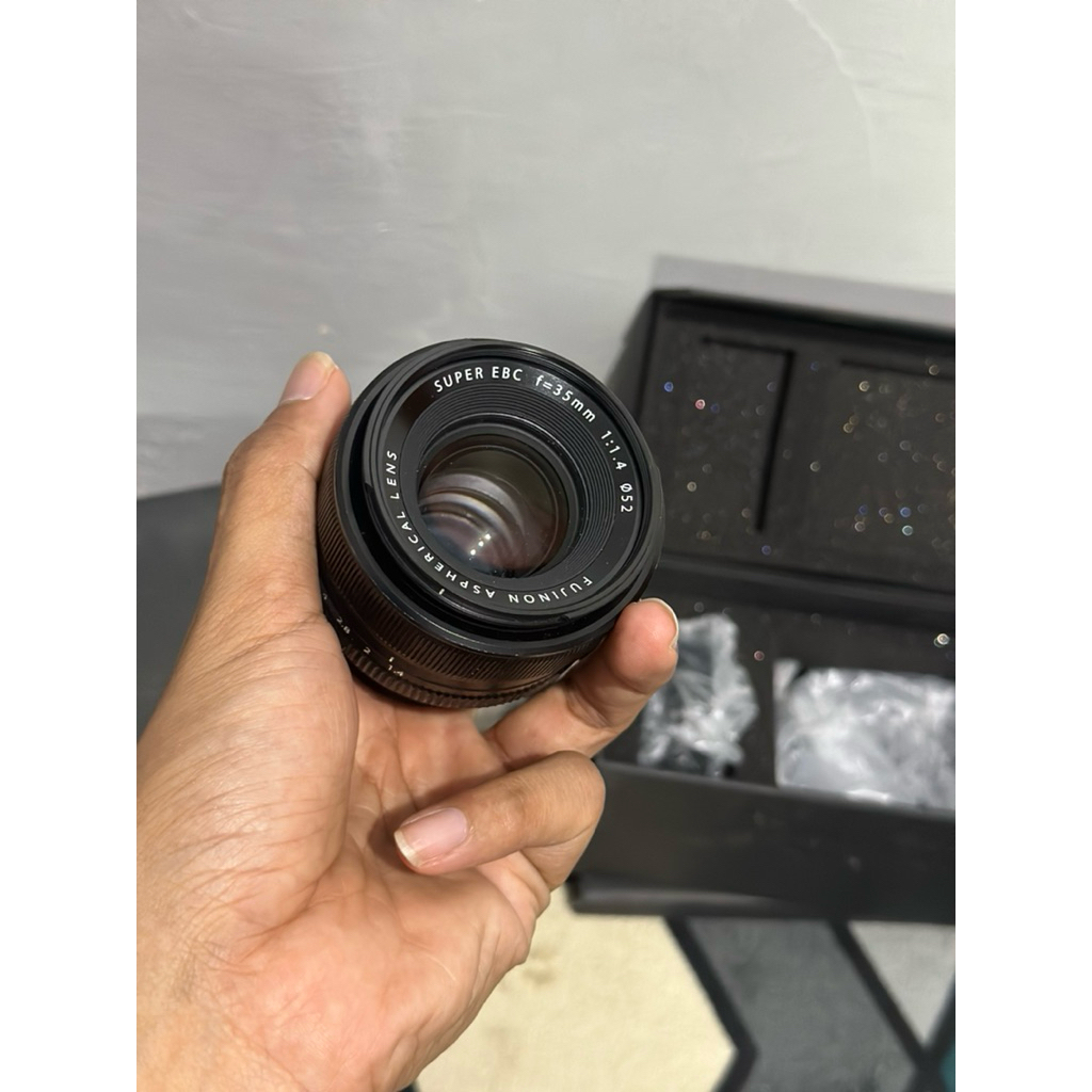 lensa fujinon 35mm f1.4