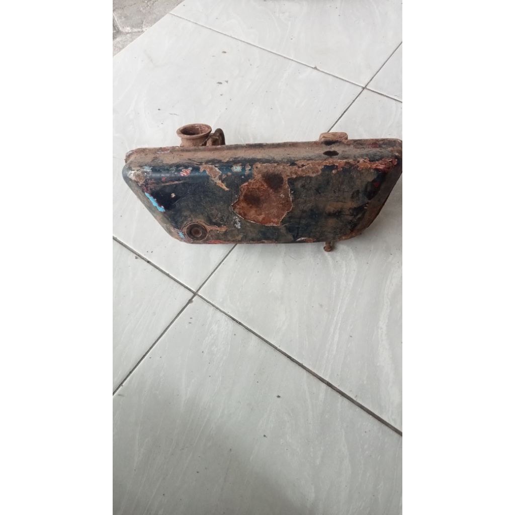 tempat oli samping Yamaha dt100