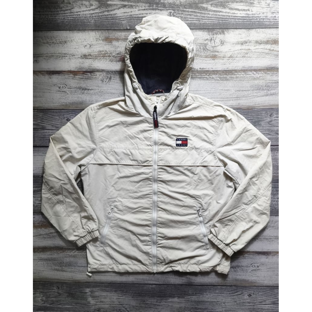 Jaket Tommy Hilfiger Outdoor Windbreaker anorax hoodie motoran hangout putih branded