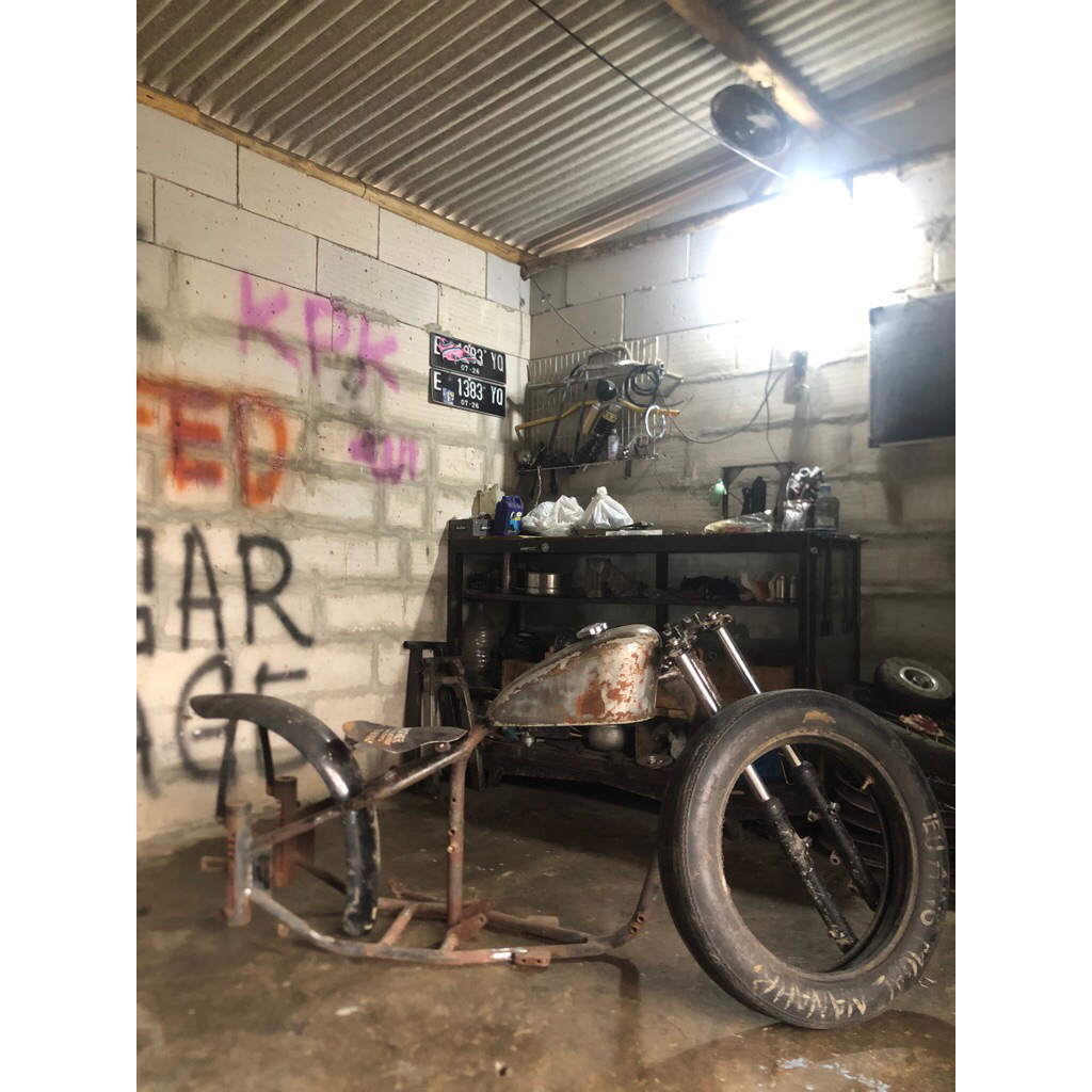 frame set chopper pnp binter merzy KZ200