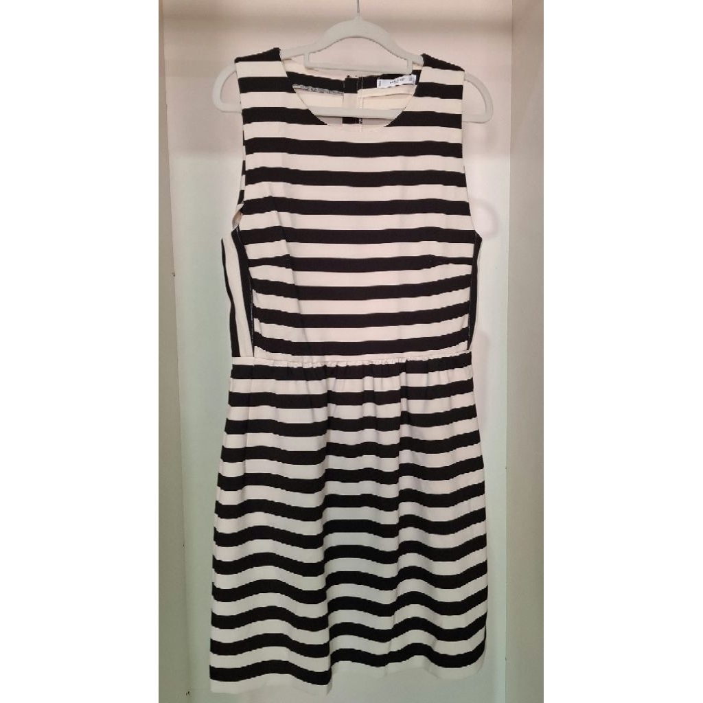 MANGO DRESS STRIPES GARIS HITAM PUTIH SPECIAL PRICE