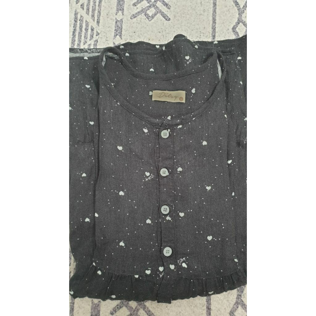 preloved ditsy size M