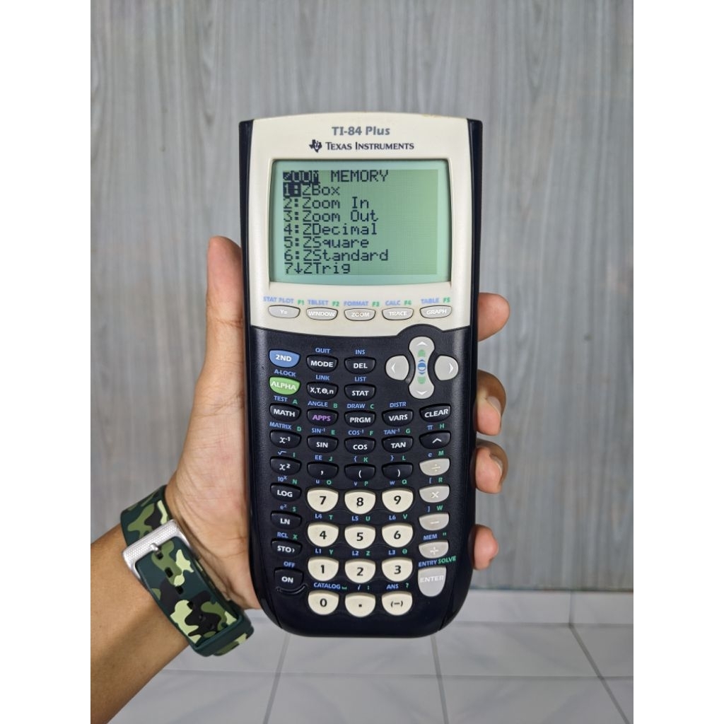 Kalkulator Texas Instruments TI-84 Plus