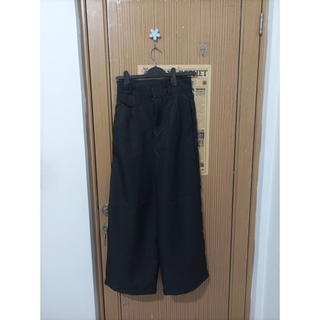 Oro Pants Preloved