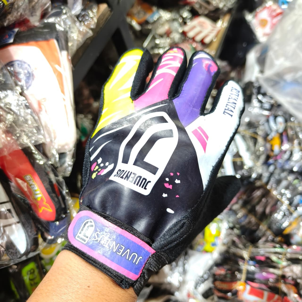 Gloves Kiper Juventus Premium – Cocok Latihan & Pertandingan