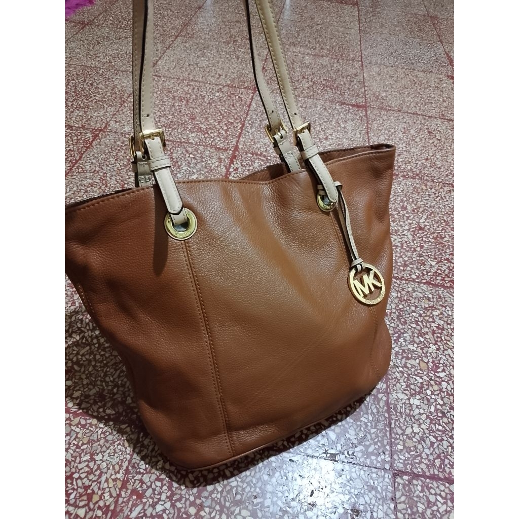 MK tote preloved