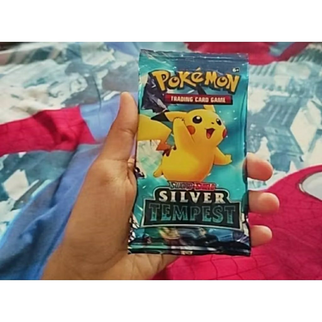 kartu pokemon WARNA EMAS