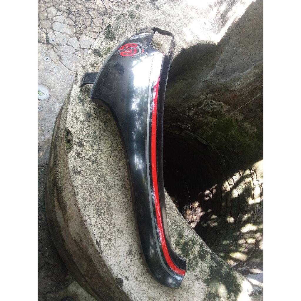 kap sayap Honda Scoopy tahun 2015-2017 bagian depan kiri original copotan motor