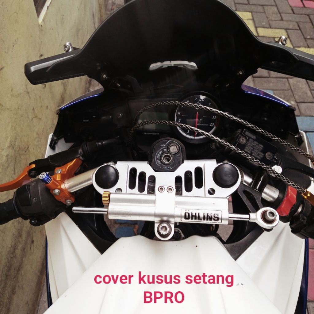Cover underyoke R15 v2