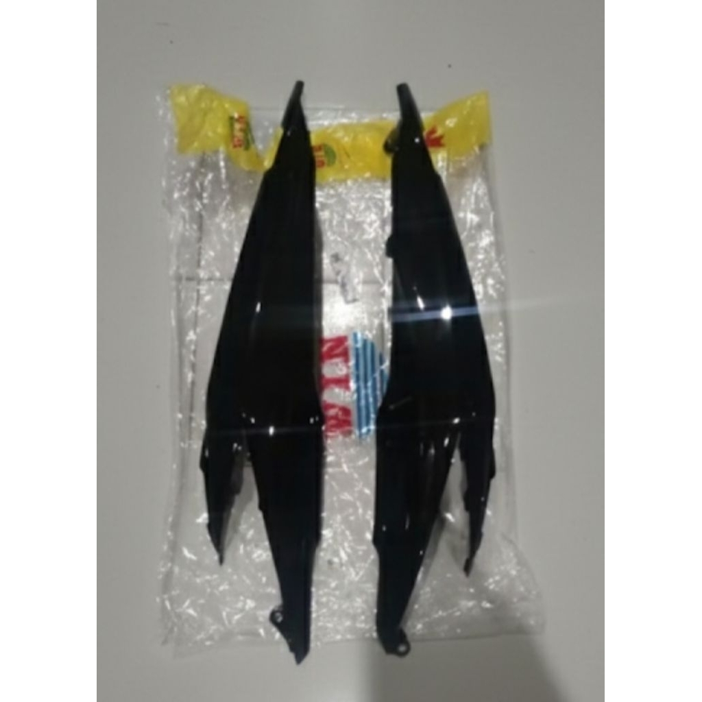 WIN Cover tutup Body Bodi Belakang Besar Set Hitam Honda New Blade 110 - Blade R - Blade S tahun  20