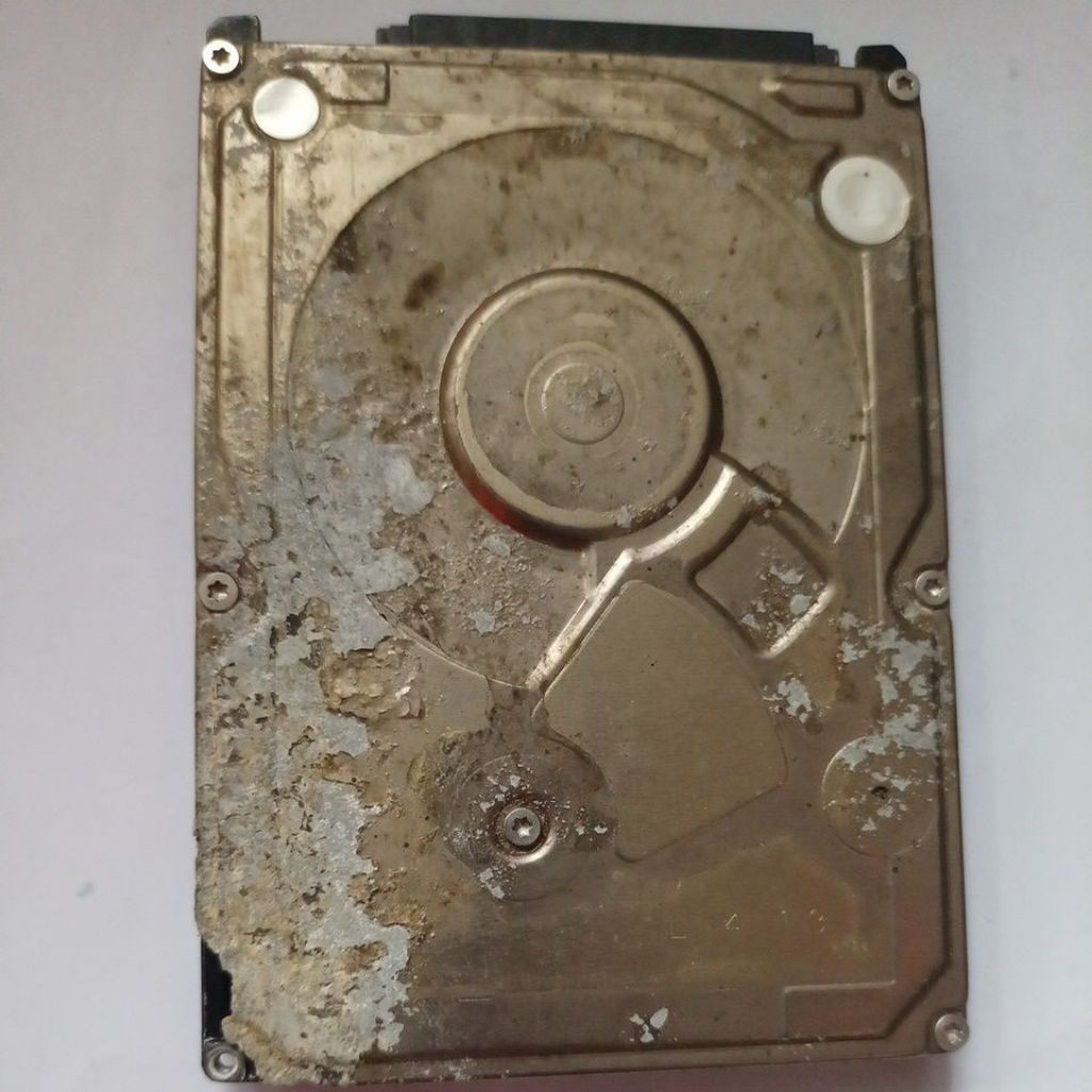 HDD Laptop 2.5" Rusak