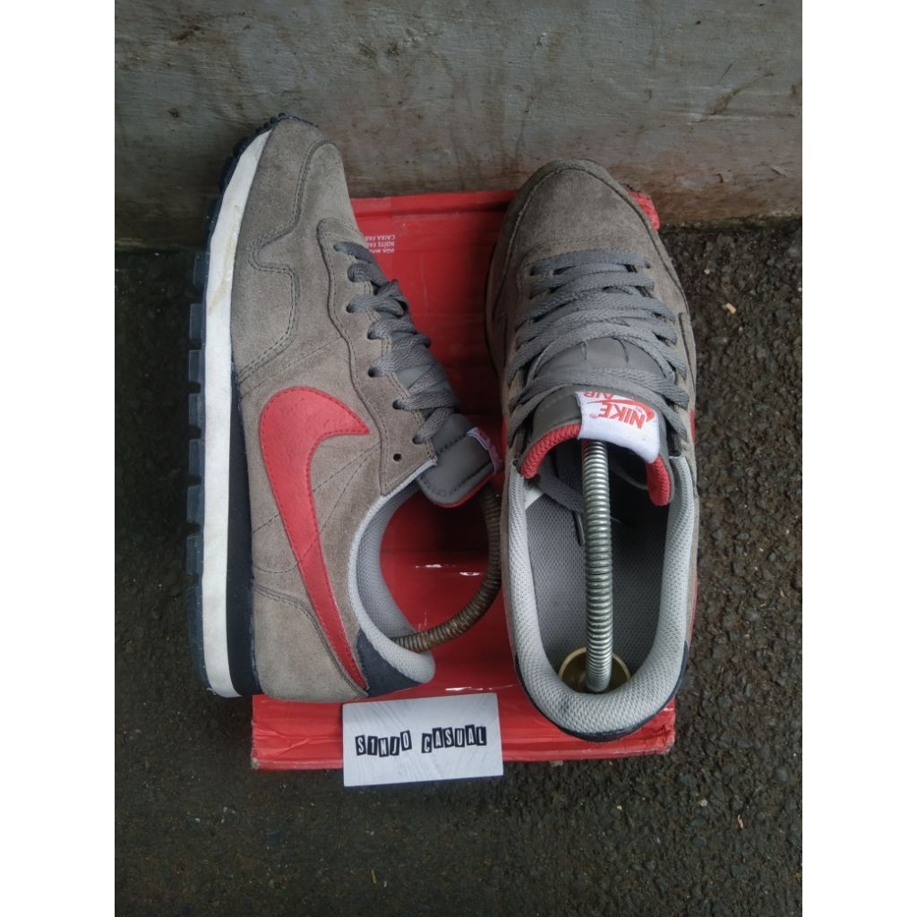 Nike pegasus 83