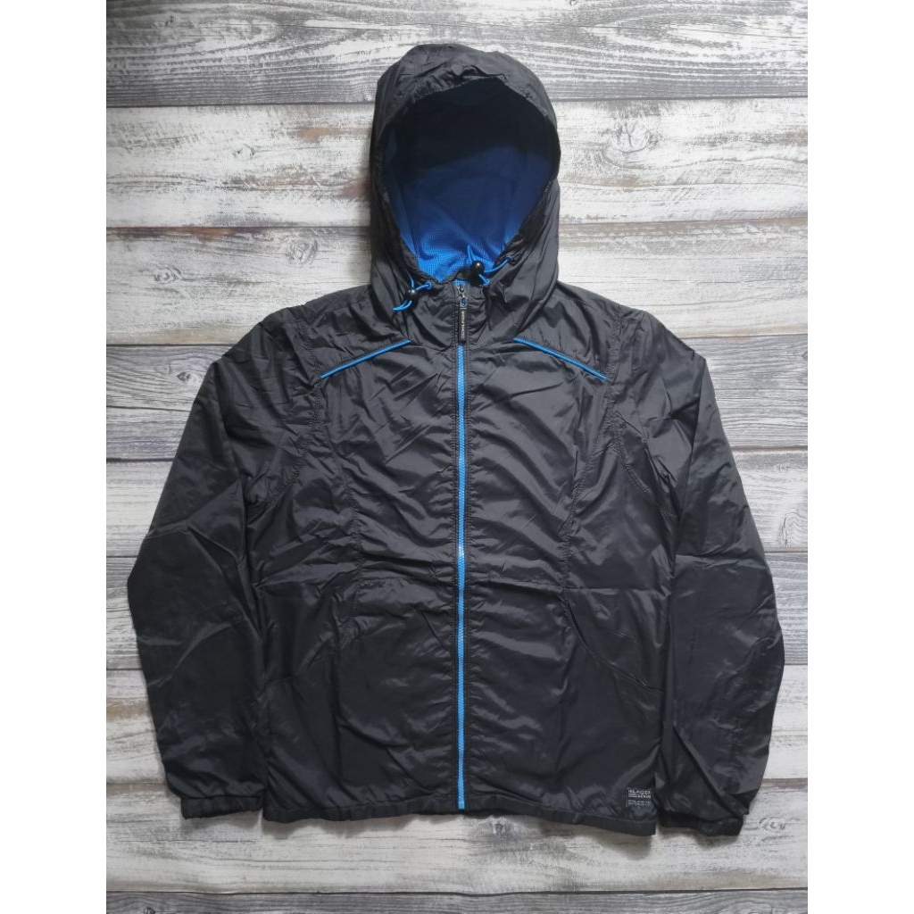 Jaket Tommy Hilfiger Windbreaker hoodie big tag Motoran Hangout unisex hitam branded