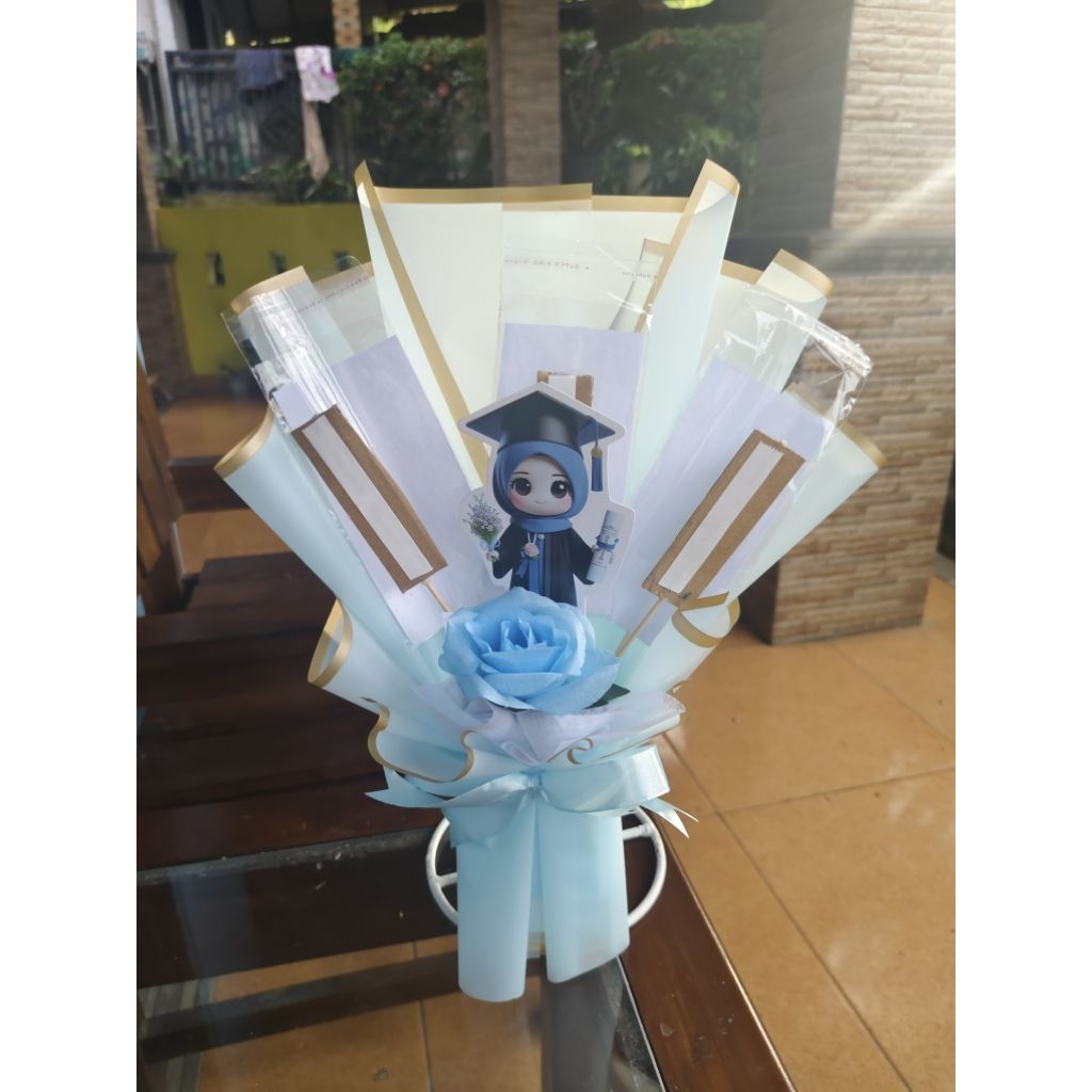 Buket Wisuda Kombinasi 3 Lembar Uang Dan 3 Stik Untuk Snack/Kopi/Foto/ Coklat Gratis Kartu Ucapan