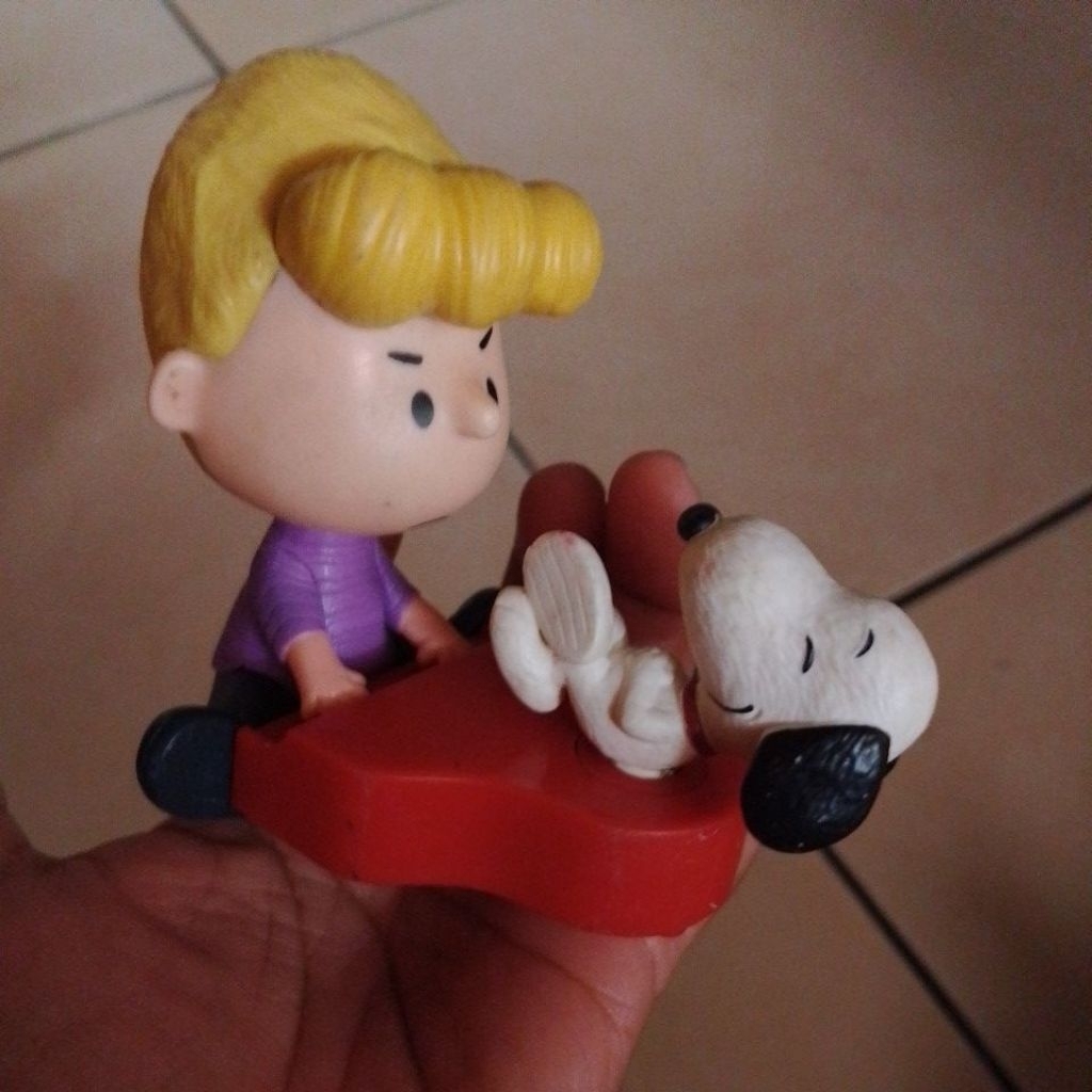 Snoopy vintage McD second