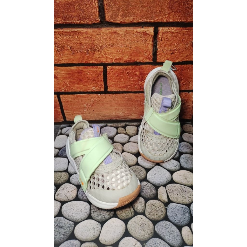 NIKE ABU JARING SEPATU ANAK SECOND