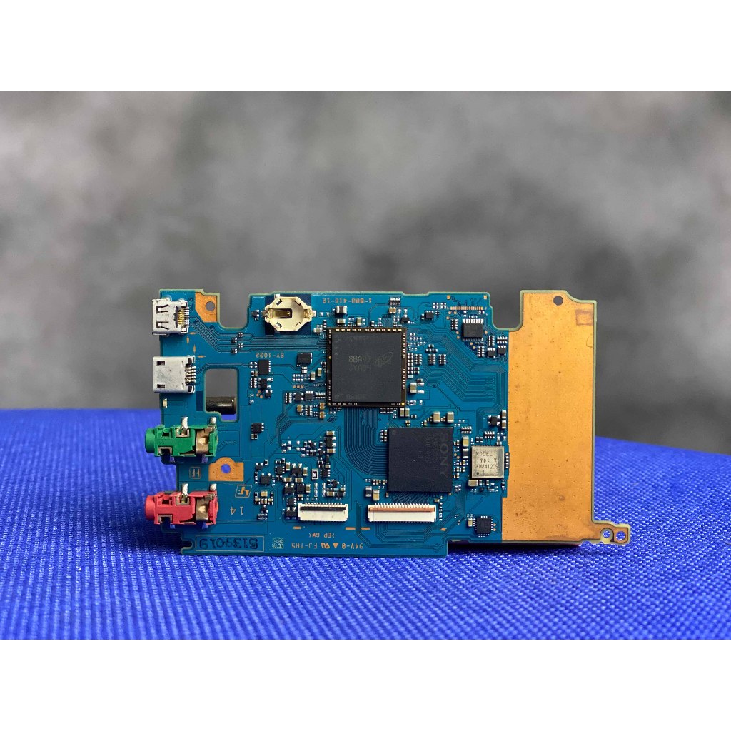 Motherboard atau mesin kamera mirrorless sony a7 mark i kondisi mati