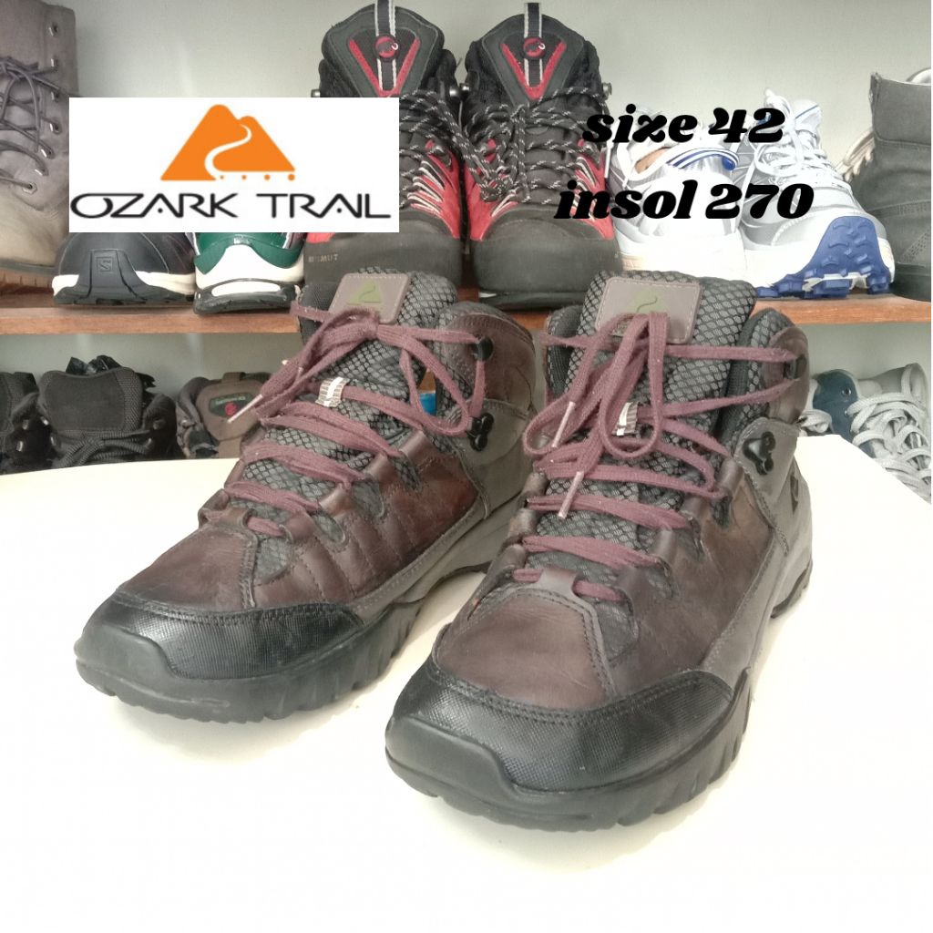 sepatu hiking OZARK TRAIL