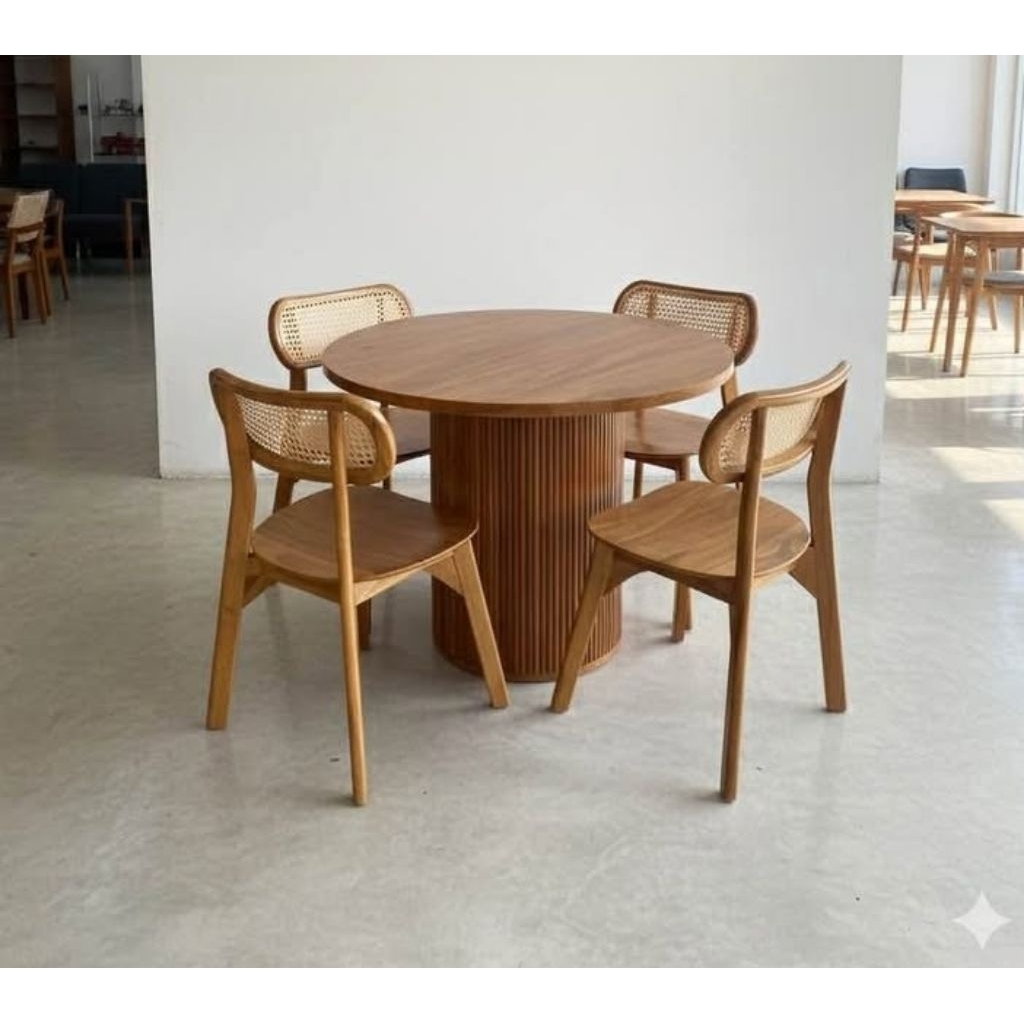 Meja Makan Rotan Kayu Jati Meja Makan Rotan 4 Kursi Jati Meja Makan Bundar Kayu Jati