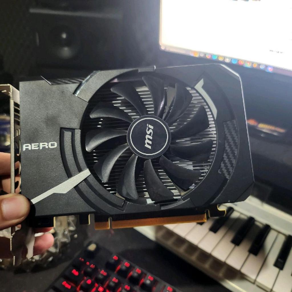 VGA RX 550 VGA RX 560 VGA R7 260 VGA R7 260x VGA R7 240 VGA RX 460 VGA 128bit VGA GDDR5