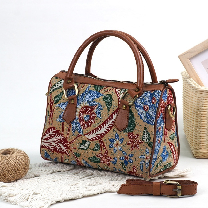 Bellareta Hand Bag - Tas Batik Premium Kombinasi Kulit Sapi | Tas Selempang & Tangan Handmade