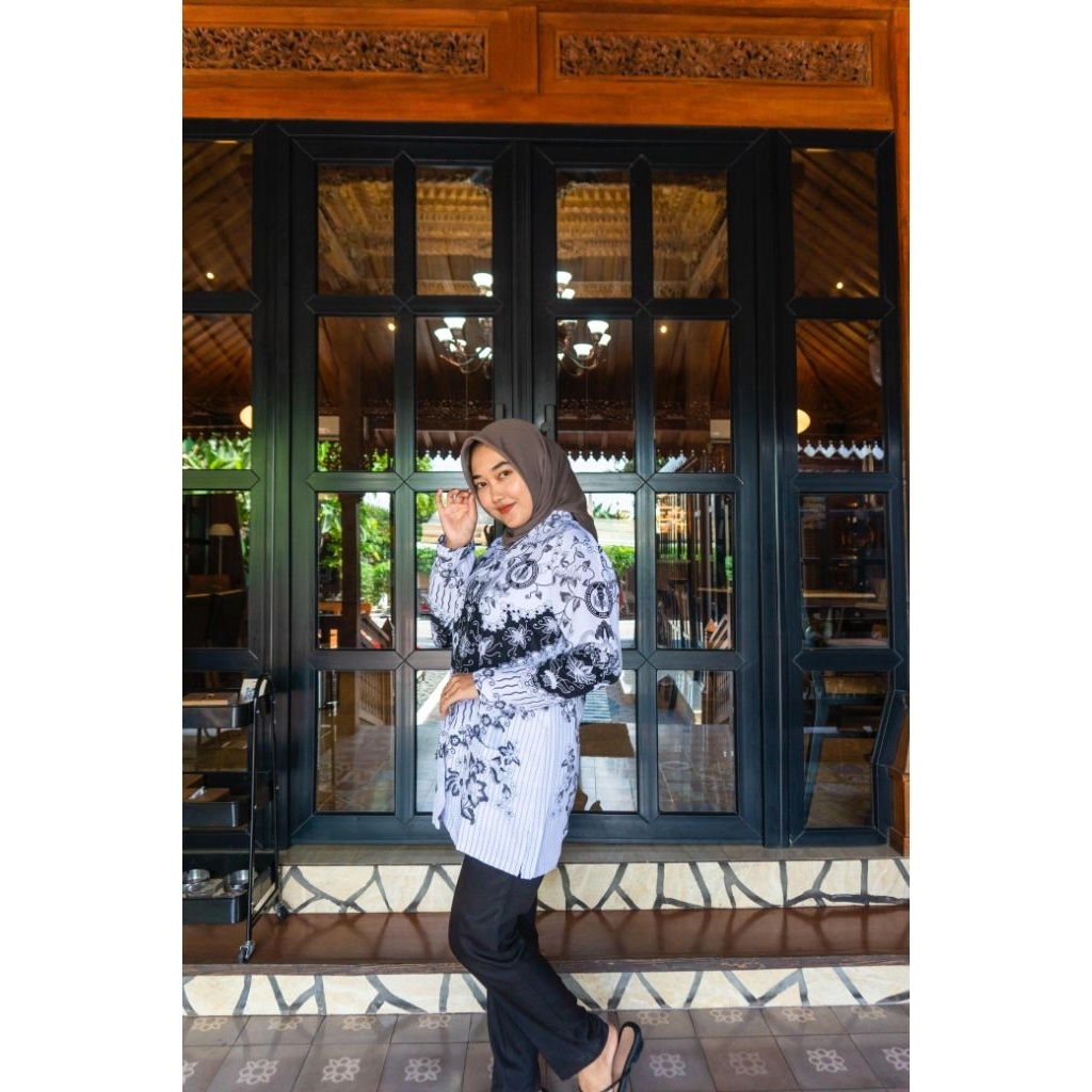 Tunik PGRI kusuma bangsa menggunakan lapisan full furing