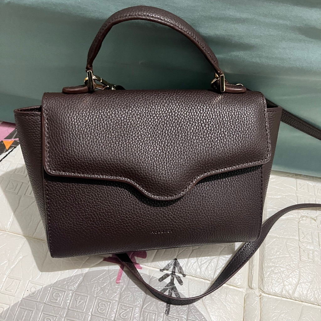 Preloved Holdrey