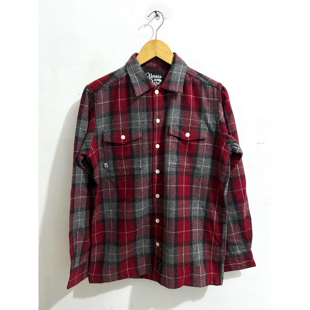 Kemeja Flanel “Ursus Bape”