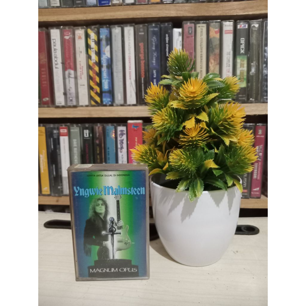 KASET YNGWIE MALMSTEEN MAGNUM OPUS