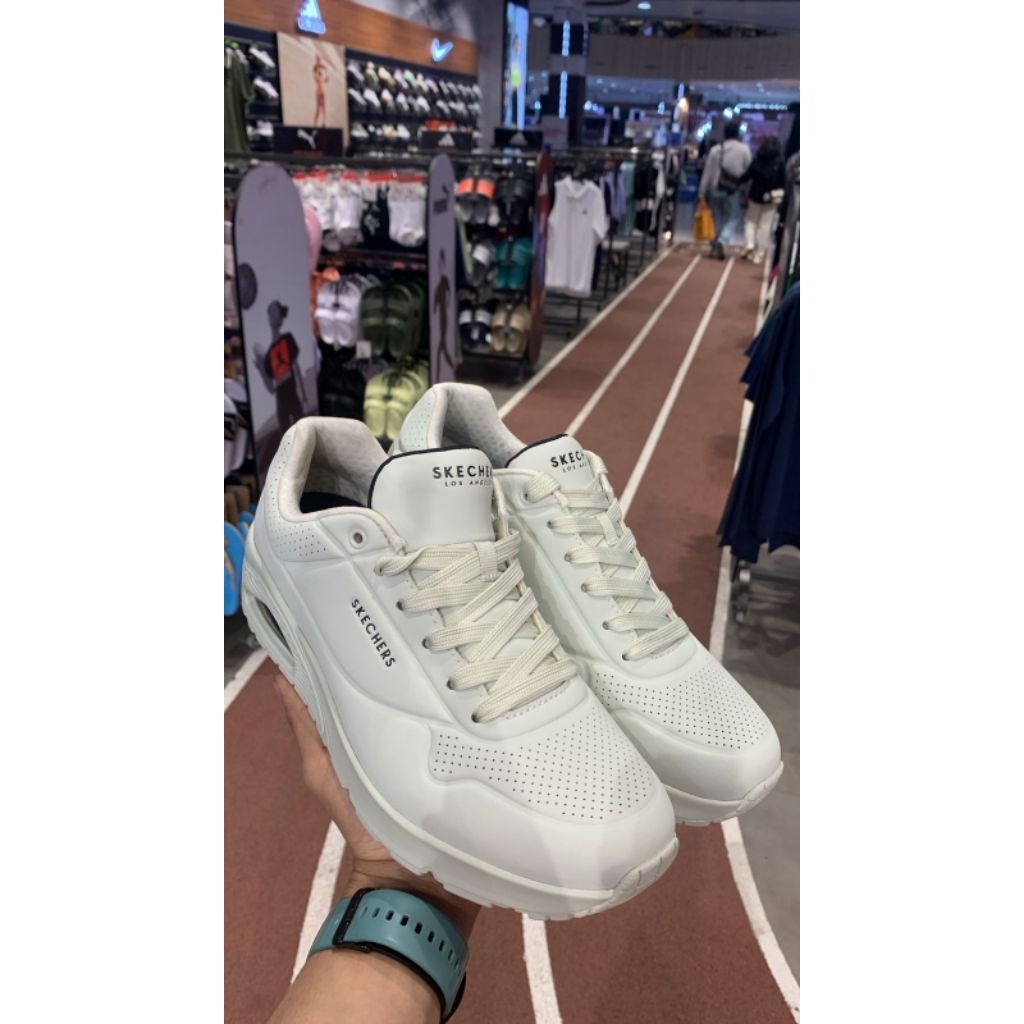 Skechers Street Los Angeles