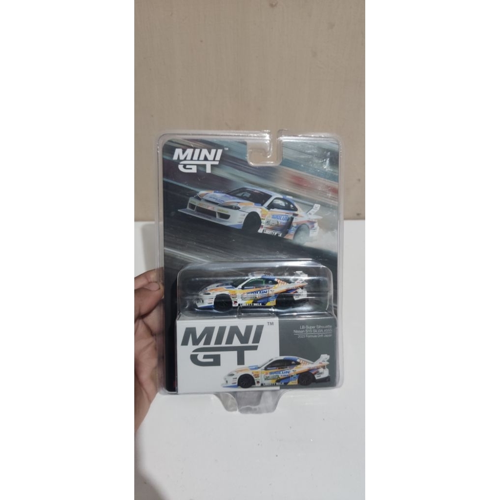 Mini GT Nissan S15 Sailun LBWK ( Sealed )