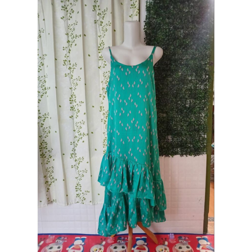 Dress satin tali satu motif bunga hijau umpak wanita