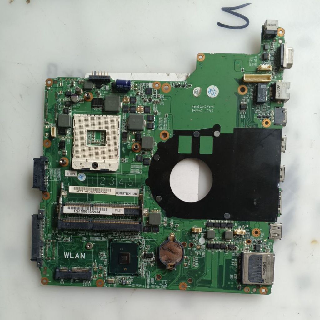 Motherboard laptop Zyrex E4105 Rusak