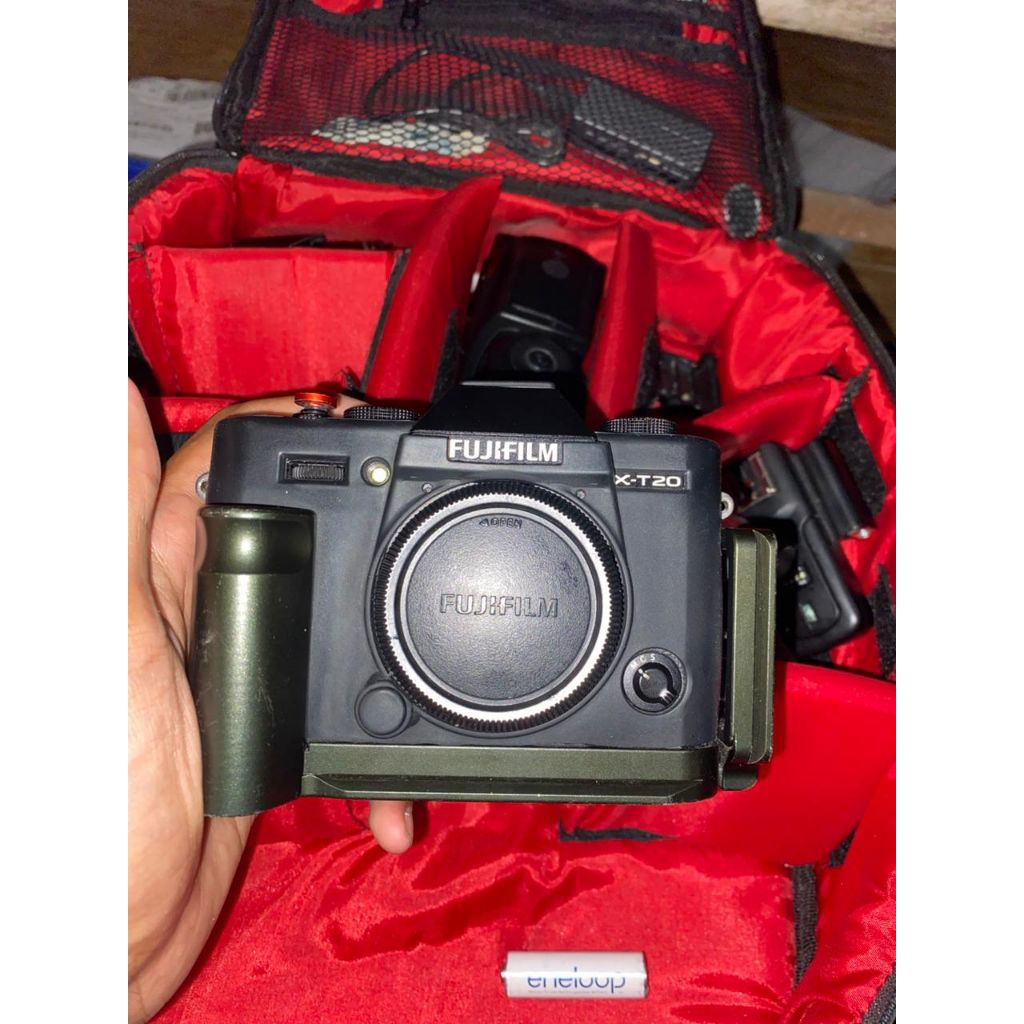 Fujifilm xt20 second paket lengkap dan lensa, bukan xt30, xt3, xt10, xt1, xa3