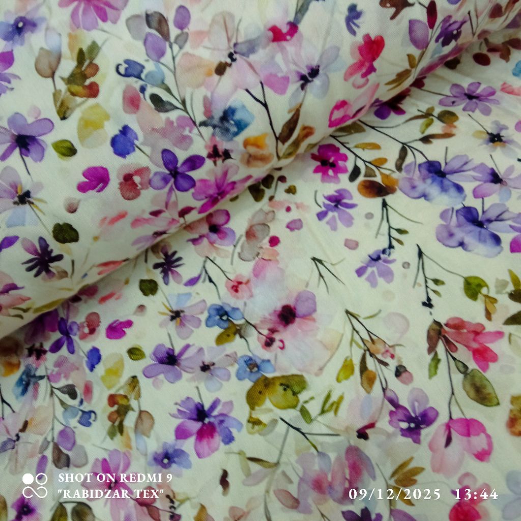 KAIN COTTON SNOW RAYON PREMIUM BUNGA MERAH PURPLE