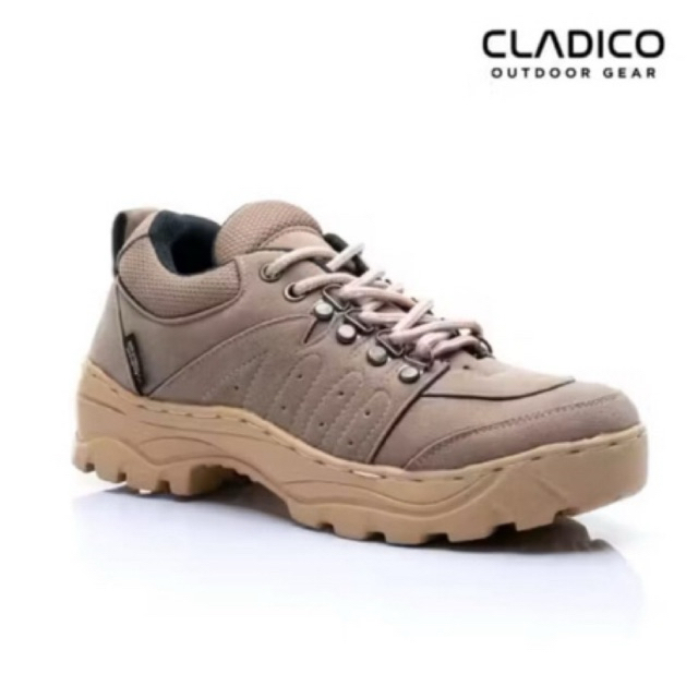 Sepatu Gunung Cladico