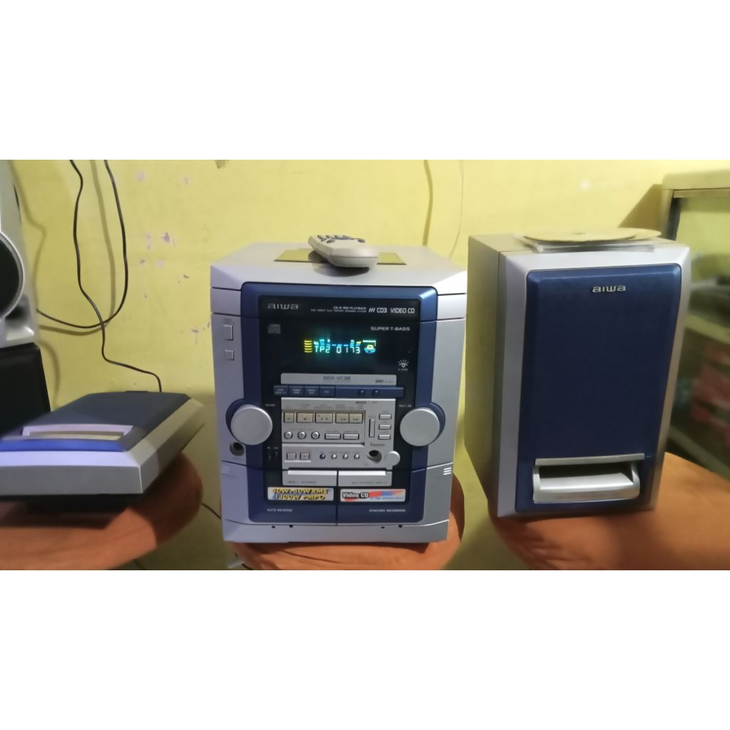 Hifi compo AIWA Model NSX-VC38 remot normall