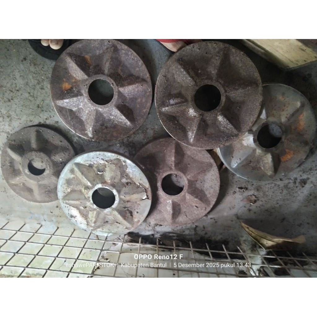 wheeldop bekas vespa r10